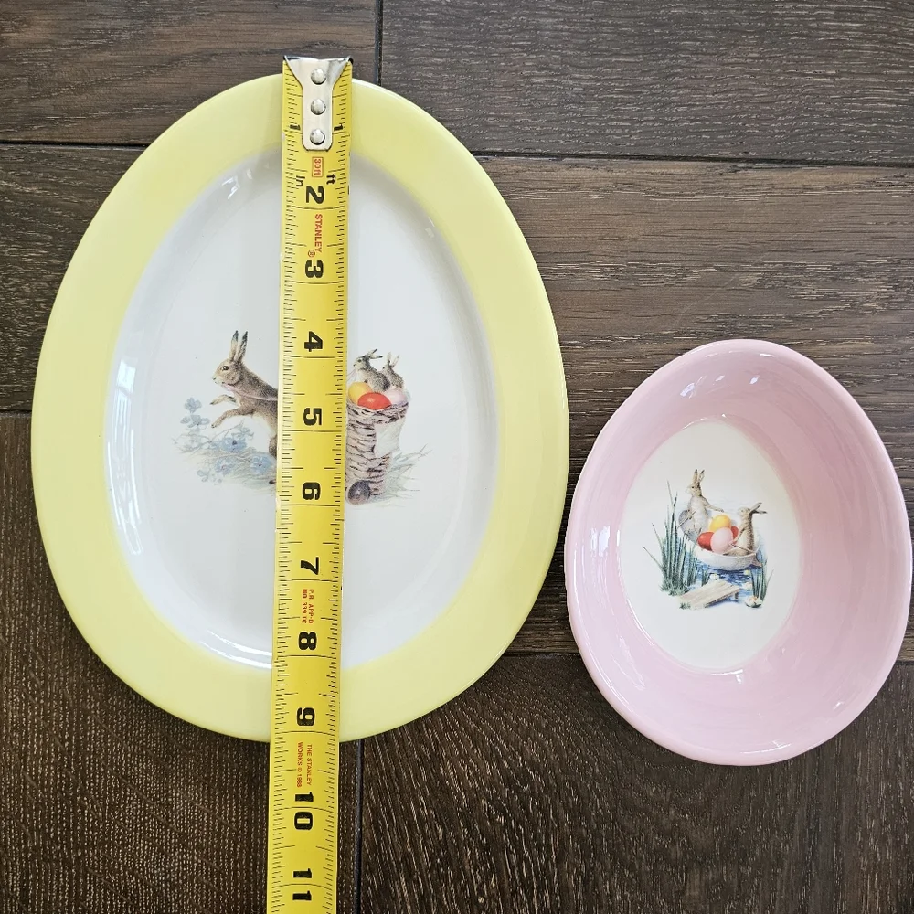 Williams Sonoma Easter Bunny Egg Shaped Plates Ramekins bowls set of 8